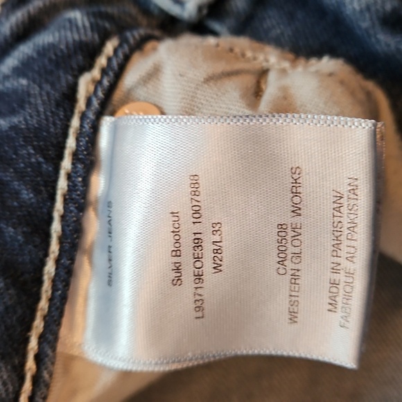Silver Suki Boot Cut Sz 28x33 Denim Jeans, Medium Wash Blue - Picture 3 of 15